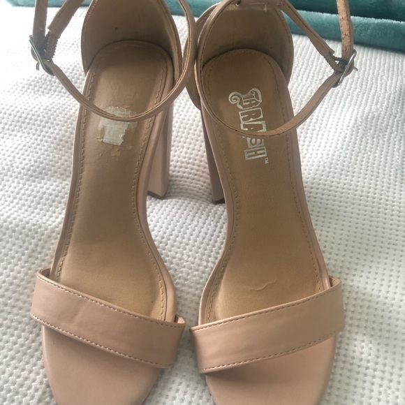 Brash 4” Heels - Picture 1 of 3